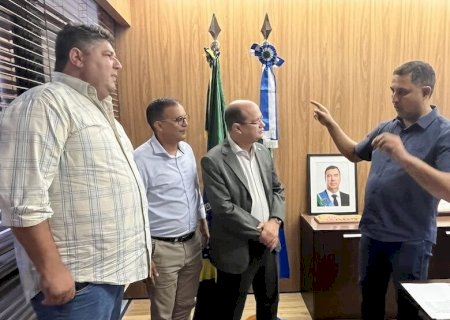 VEREADORES DE DOURADOS LEVAM DEMANDAS AO VICE-GOVERNADOR