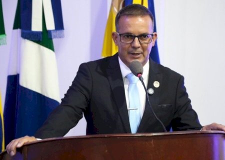 INSPETOR CABRAL DEFENDE SERVIDORES DA SAÚDE E COBRA MELHORES CONDIÇÕES DE TRABALHO