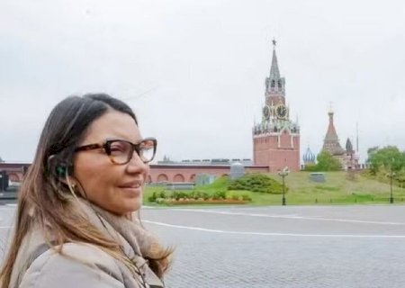 JANJA PASSEIA POR MOSCOU E FALA DA IMPORTÂNCIA DE ENSINAR PORTUGUÊS AOS RUSSOS
