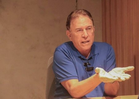 EX-DEPUTADO FEDERAL EDSON GIROTO, CONTA QUE CONVIVEU COM BARATAS E DENUNCIA SISTEMA CARCERÁRIO EM MS