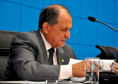 DEPUTADO ZÉ TEIXEIRA REIVINDICA MELHORIAS ESTRUTURAIS EM DOURADOS