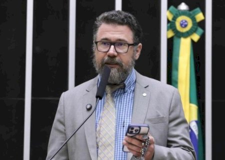 POLLON VOTA CONTRA PROJETO QUE AUMENTA PROTEÇÃO DE CRIANÇAS E ADOLESCENTES NAS REDES SOCIAIS