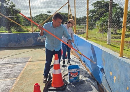PREFEITURA RETOMA REVITALIZAÇÃO DAS QUADRAS POLIESPORTIVAS DO PARQUE ANTENOR MARTINS