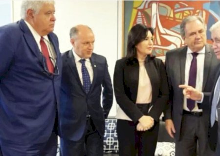 MDB DE MS ASSINA DOCUMENTO QUE VETA ALIANÇA COM LULA E BARRA SIMONE COMO VICE