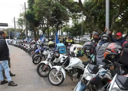 GOVERNO PREPARA LINHA DE CRÉDITO PARA MOTOCICLISTAS DE APLICATIVOS