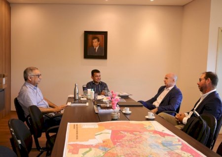 PREFEITO APRESENTA POTENCIALIDADES DE DOURADOS PARA DISTRIBUIDORA DE COMBUSTÍVEIS