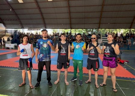 ACADEMIA DE DOURADOS CONQUISTA MEDALHAS NA COPA MS DE KICKBOXING E TERÁ REPRESENTANTES NO PAN-AMERICANO