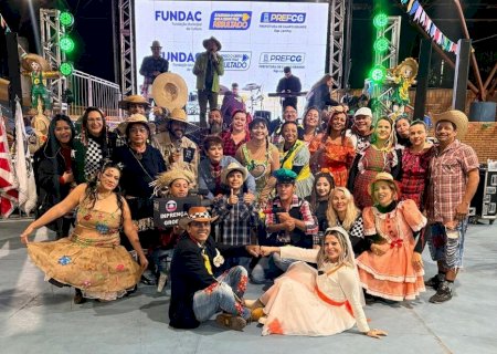 GRUPO LEVA FLASHBACK PARA FESTAS JUNINAS E TRANSFORMA TRADIÇÃO EM CAMPO GRANDE