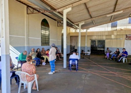 PREFEITURA PROMOVE NA PRAÇA ANTÔNIO JOÃO, MOBILIZAÇÃO SOBRE SAÚDE MENTAL